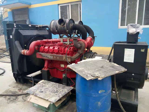 江城关于柴油发电机组水箱污垢的产生与清理